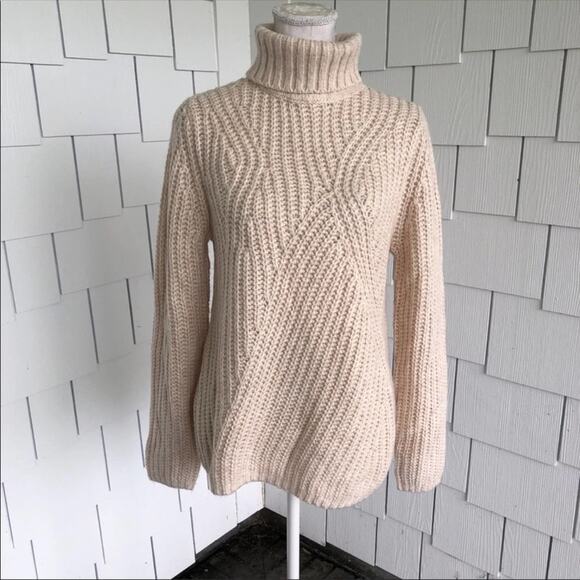 Lucky Brand Women's Oatmeal Chunky Traveling Ribbed Knit Turtleneck Sweater sz L - Picture 4 of 6